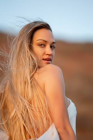 Nicole Fox Gorgeous Model Teases Hot