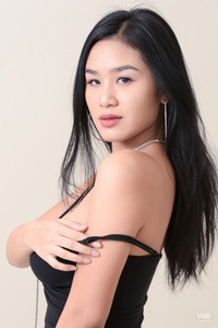 Asian Babe Kahlisa Come To Nude Casting