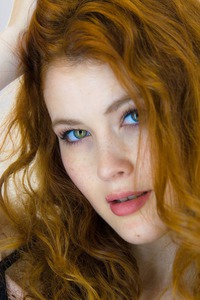 Redhead Slut Heidi Romanova