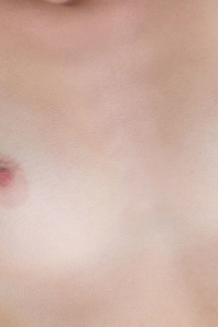 Shawni Kicks Her Legs Wide To Flaunt Her Lush-lipped Pussy