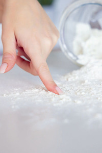 Oxi Bendini Stretches Out Naked On The Counter Top