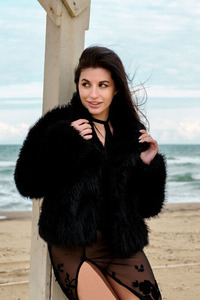 Nastya Lemon Gorgeous Italian Brunette Is Soon Naked On The Sand