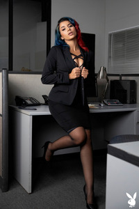 Newcomer And Adult Star Roxie Sinner