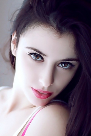 Tangerine Via SG