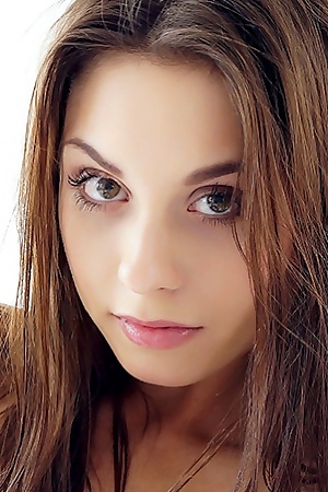 Sabrisse Via Watch4Beauty