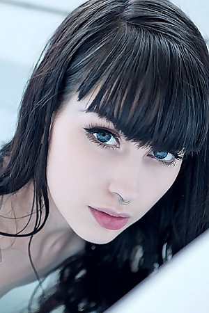 Arwen Via SG