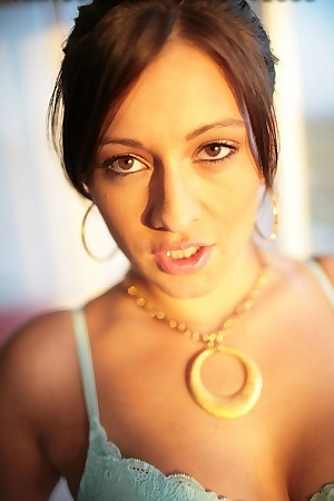 Makalie Makes No Lie Wanting Cock
