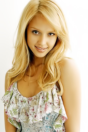 Jessica Alba Dress Up