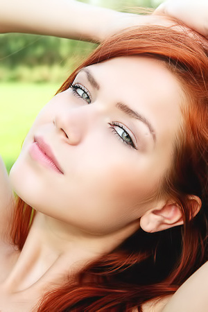 Ginger chick teases pussy on a private picnic