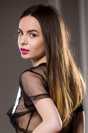 Debora Alta in Lush
