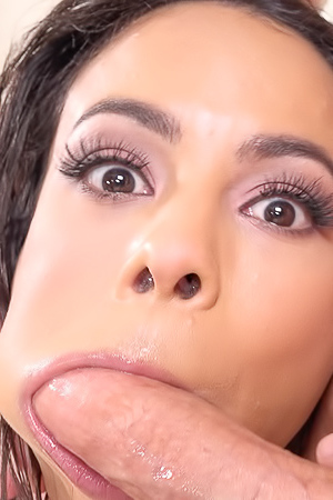 Luna Star Big Boobs And A Big Booty Pornstar