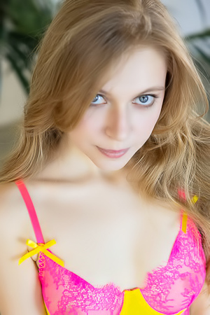 Sonya Elf Takes Off Her Sexy Lingerie