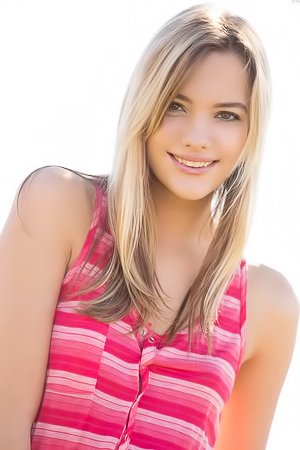Pretty Babe Kenna James Shows Off Her Puffy Nipples