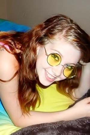 Alternative Chick Posing Sexy In Hot Selfpics