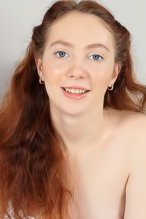 Viki Viki Has Vibrators And Dildos To Bring Her The Rest Of The Way To Paradise