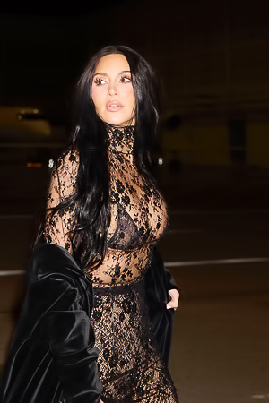 Kim Kardashian in a Lace Outfit!