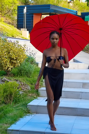 Oli H Argentinian Brunette Following A Guide