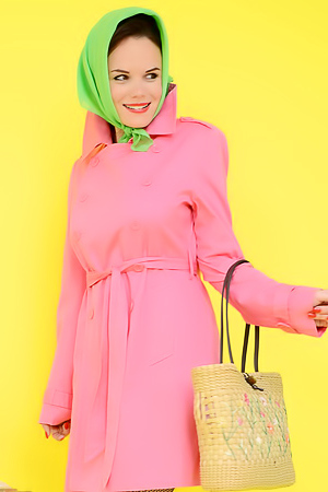 Pretty Pin-Up Mia