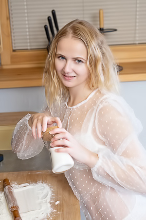Leane Teases In A Short Dress With Big Boobs And Spread Legs
