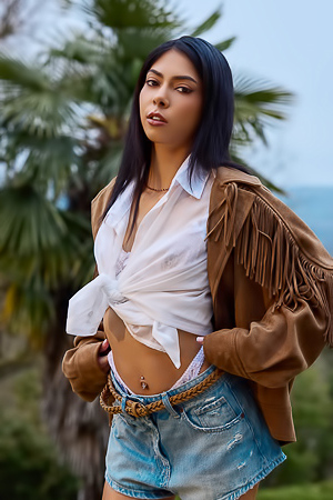 Cindy Luna Fit Babe Needs Cum Vixen