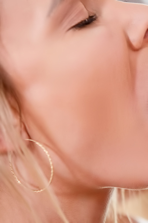 Venera Maxima Teases Jo With Nipple Play And Wet Gushing